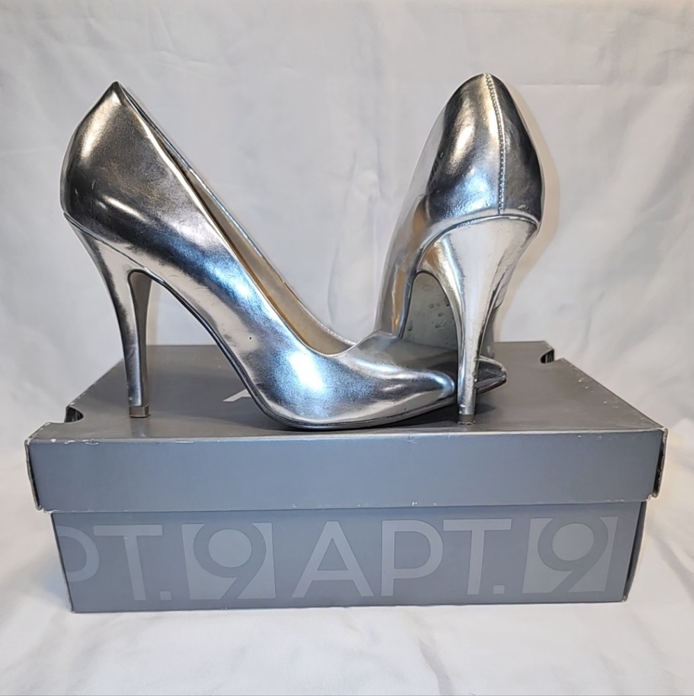 APT 9 | METALLIC HEELS